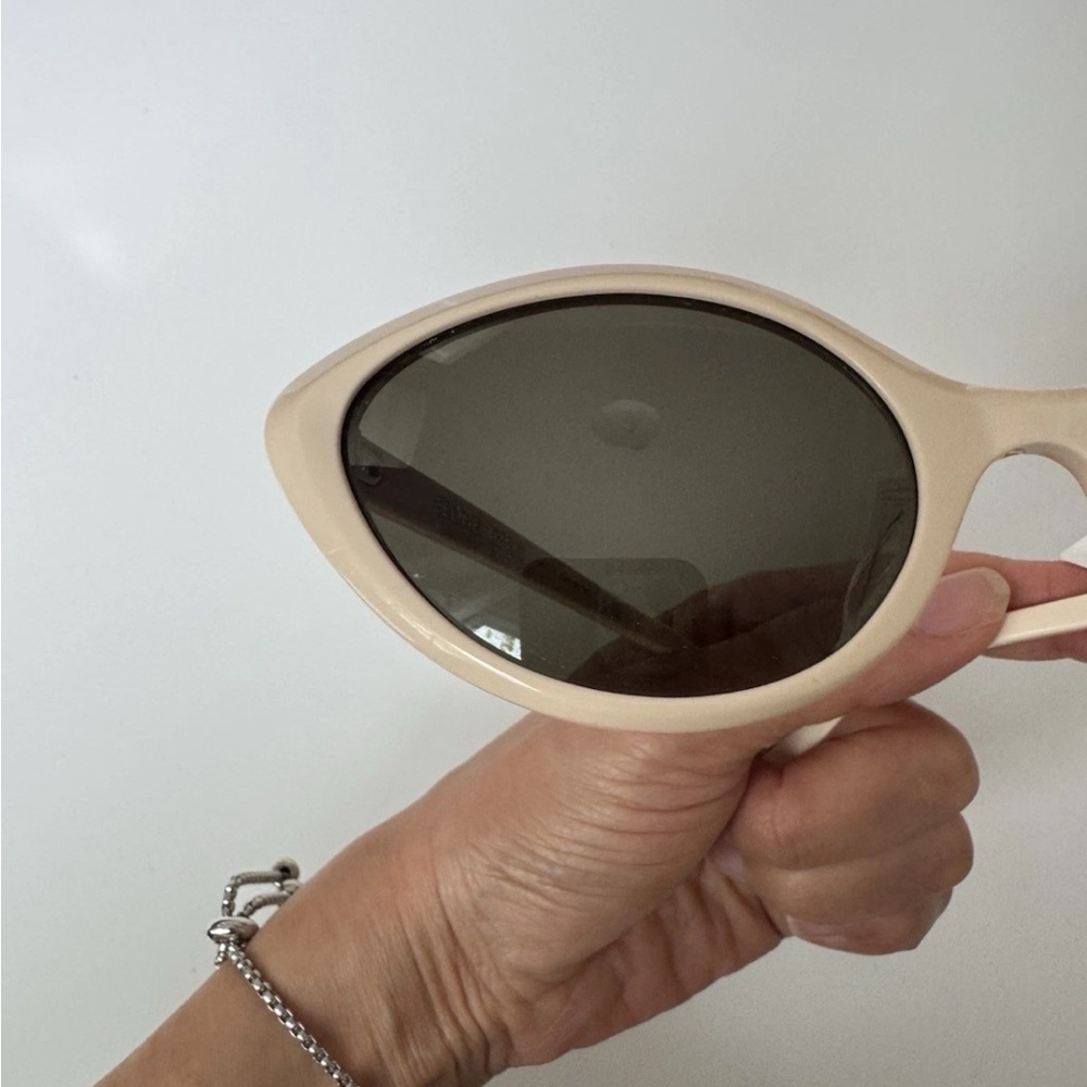Celine CL40264U 25N Shiny Ivory/Khaki 57-20-140 RX Sunglasses New Authentic $420 - Picture 11 of 16